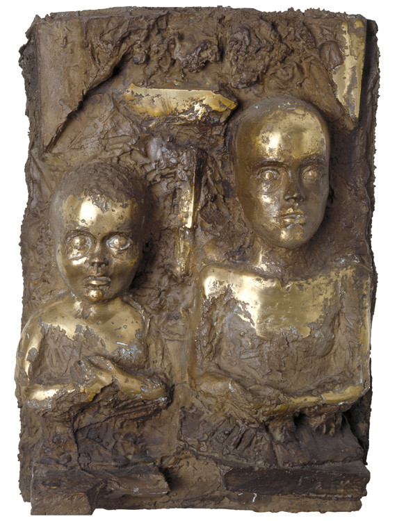 Anna Franziska Schwarzbach (1949), Berlin, Geschwister, 1983, Bronze, 76x51x22 cm; Foto: MJK, B. Kuhnert