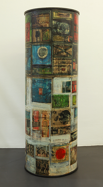 Herbert Kaufmann, Bildsäule, 1963, Mischtechnik und Collage auf Holz, 175 x 60 cm