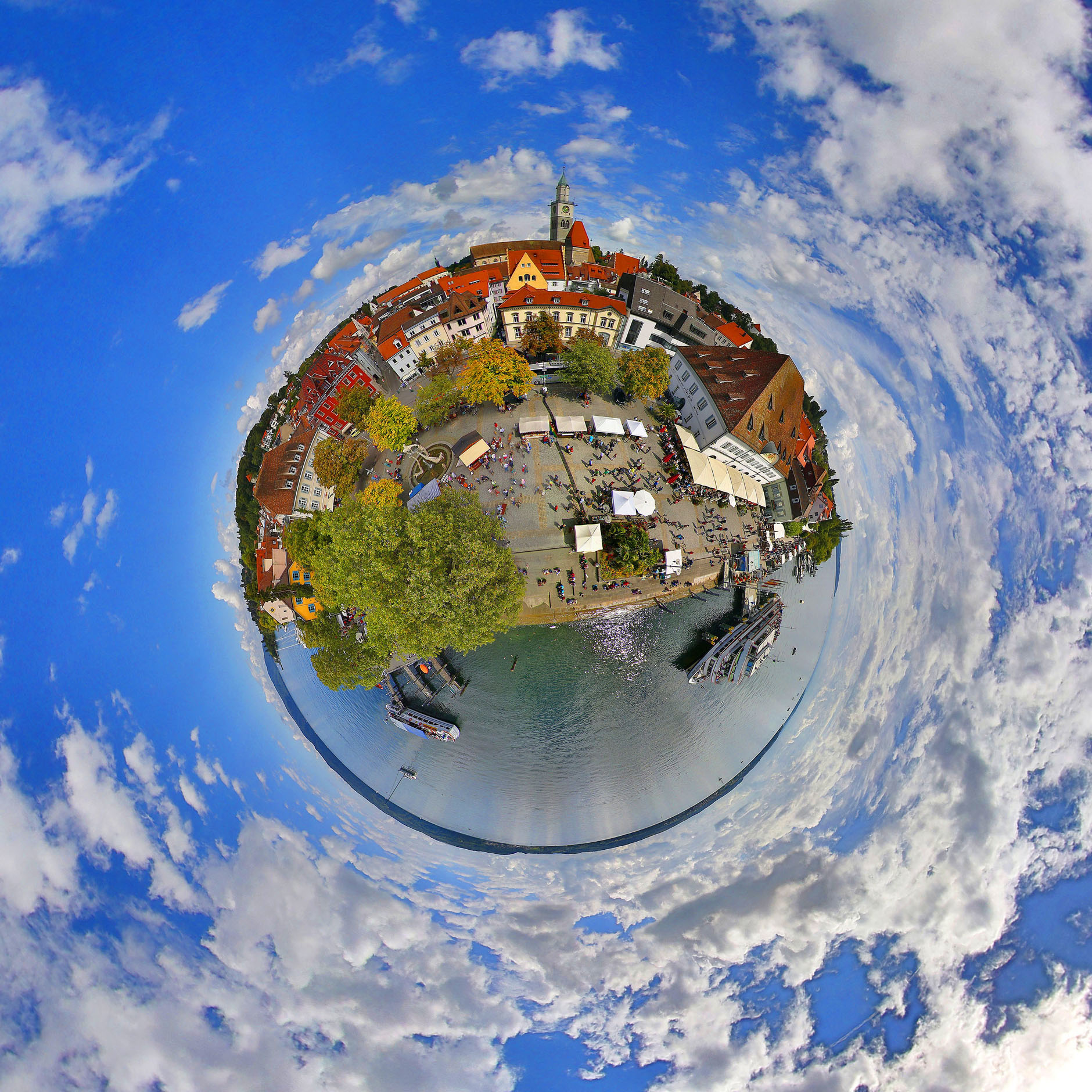 Achim Mende: Crazy Little Planet