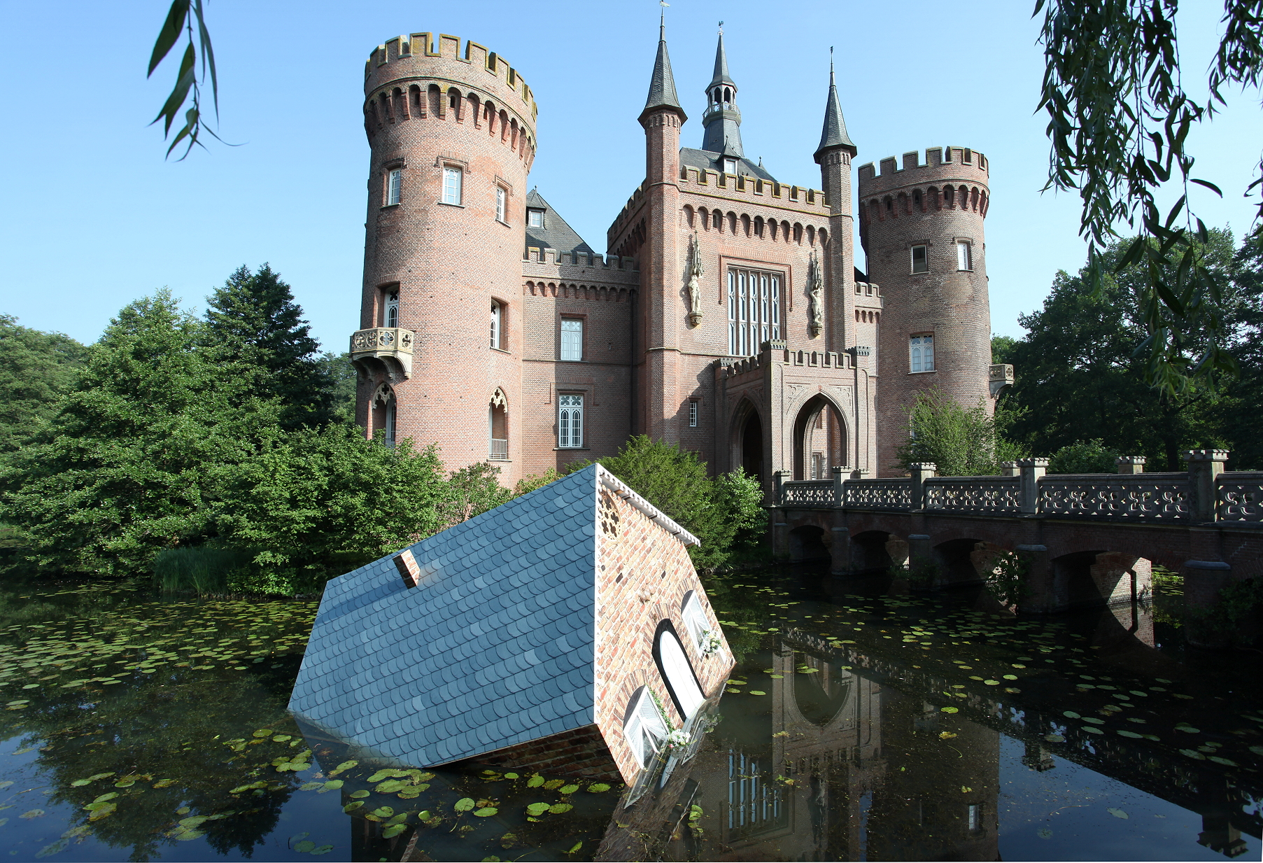 Tea Mäkipää & Halldór Úlfarsson, Atlantis, 2007 (2017). Installationsansicht im Museum Schloss Moyland. Foto: Stiftung Museum Schloss Moyland/Maurice Dorren