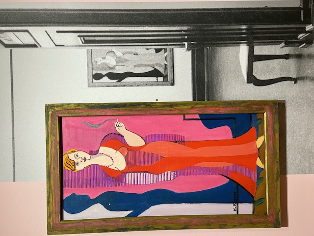 Ernst Ludwig Kirchner, Blonde Frau in rotem Kleid (Bildnis Frau Hembus), 1932, Öl auf Leinwand Flacher Profilrahmen mit schräger Lichtkante, künstlerisch in starken Farben zum Bild passend bemalt, Privatsammlung, Foto: Silke Rißling-Beckmann